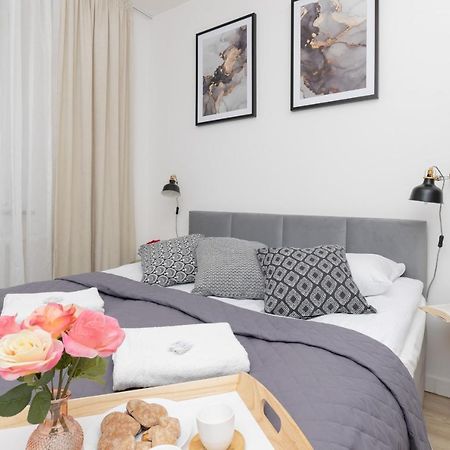Warsaw Portofino Apartment By Noclegi Renters Экстерьер фото